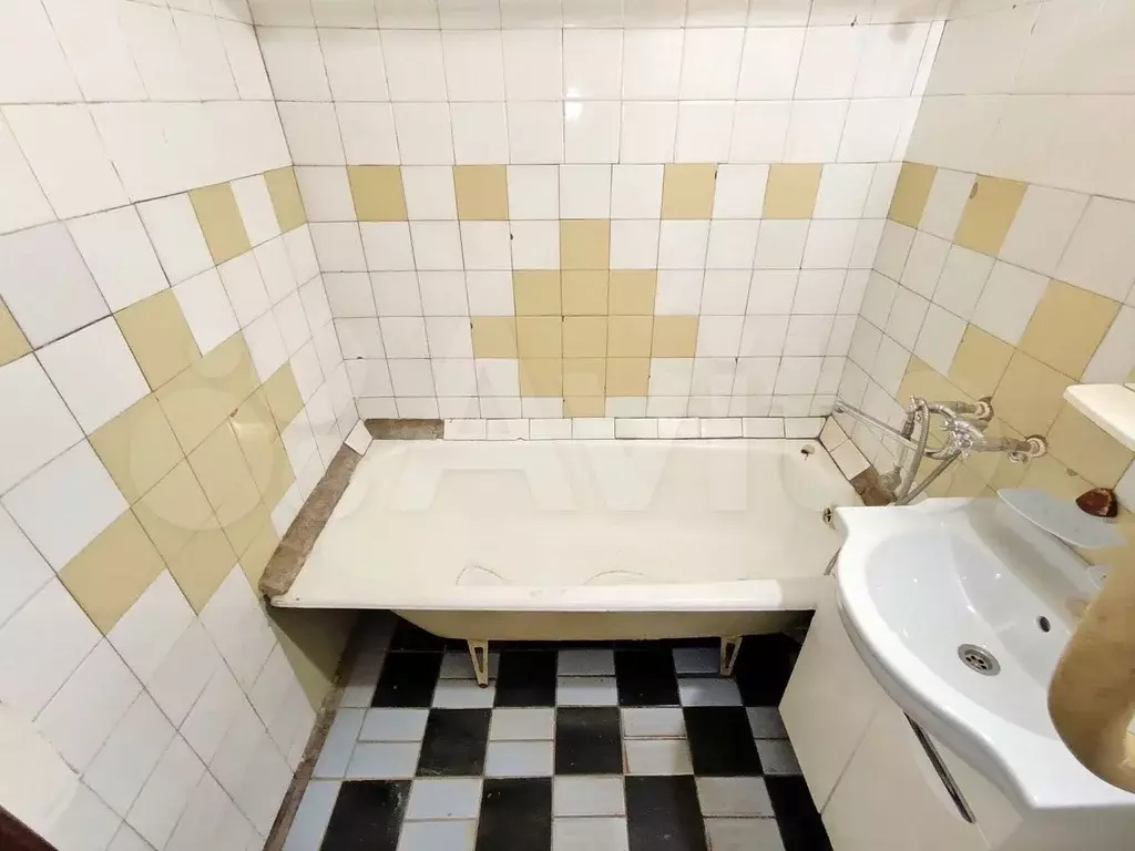 3-к. квартира, 64 м, 3/9 эт. - Фото 1