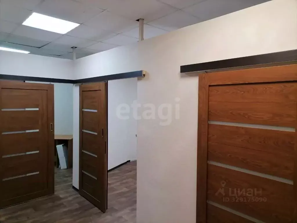 Офис в Новосибирская область, Новосибирск ул. Кошурникова, 29/3 (114 ... - Фото 1