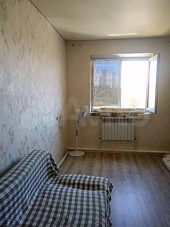 1-к. квартира, 27 м, 3/3 эт. - Фото 1