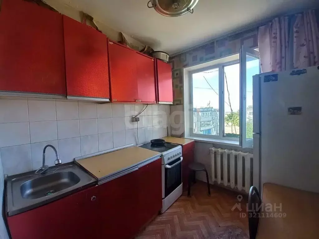 2-к кв. Приморский край, Артем ул. Фрунзе, 56/1 (43.5 м) - Фото 0