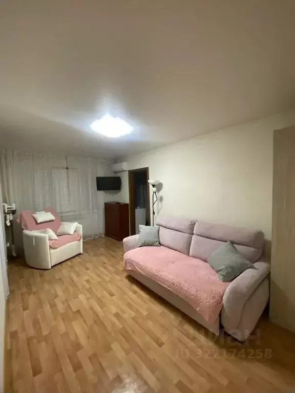 2-к кв. Калмыкия, Элиста ул. Б. Городовикова, 7 (45.0 м) - Фото 1