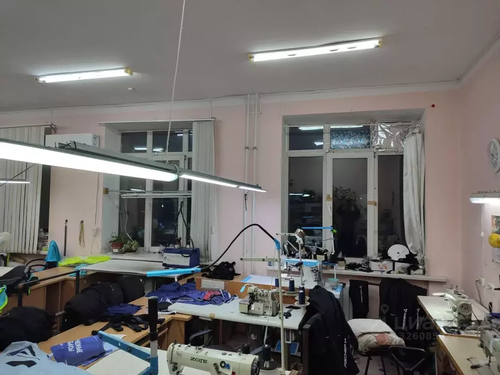 Помещение свободного назначения в Пензенская область, Пенза Окружная ... - Фото 1