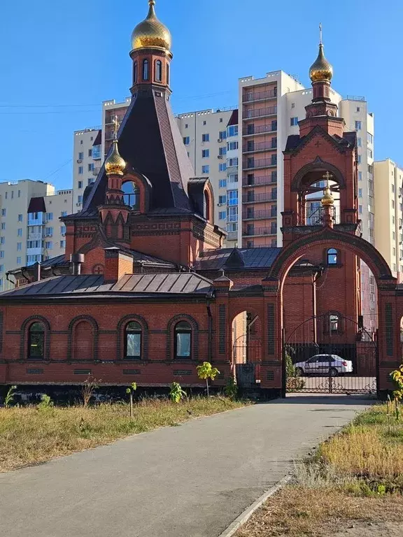 3-к кв. Саратовская область, Саратов ул. Имени Ю.И. Менякина, 6 (70.0 ... - Фото 1