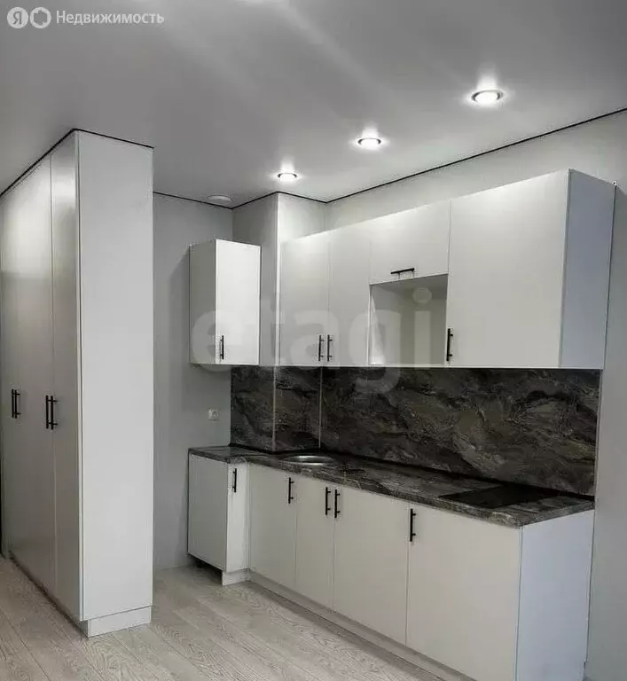 1-комнатная квартира: Омск, улица 1-ой Красной Звезды, 73 (42 м) - Фото 1