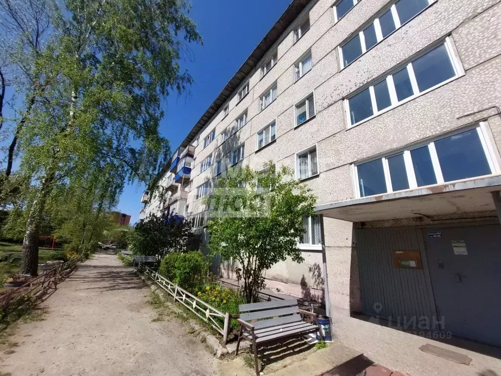 2-к кв. Пензенская область, Кузнецк ул. Ленина, 238 (35.5 м) - Фото 0