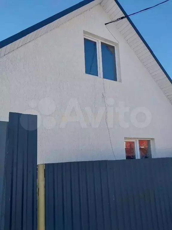 Дом 100 м на участке 4 сот. - Фото 0