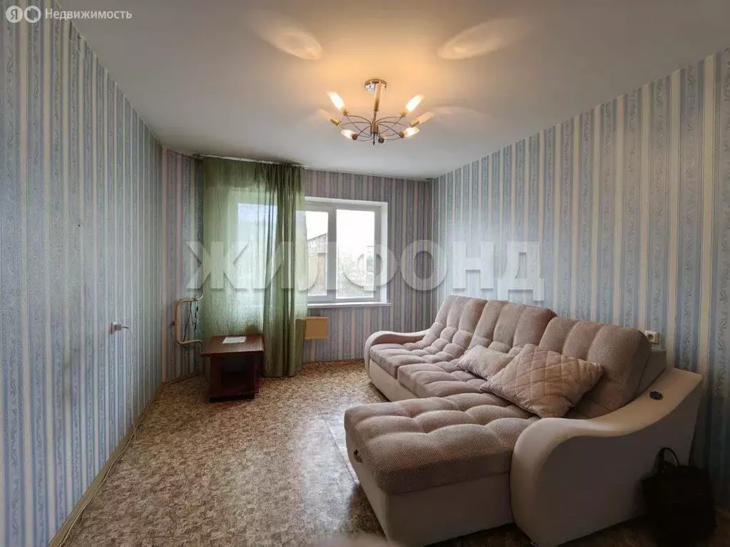 3-комнатная квартира: Новосибирск, улица Печатников, 2 (66.1 м) - Фото 1