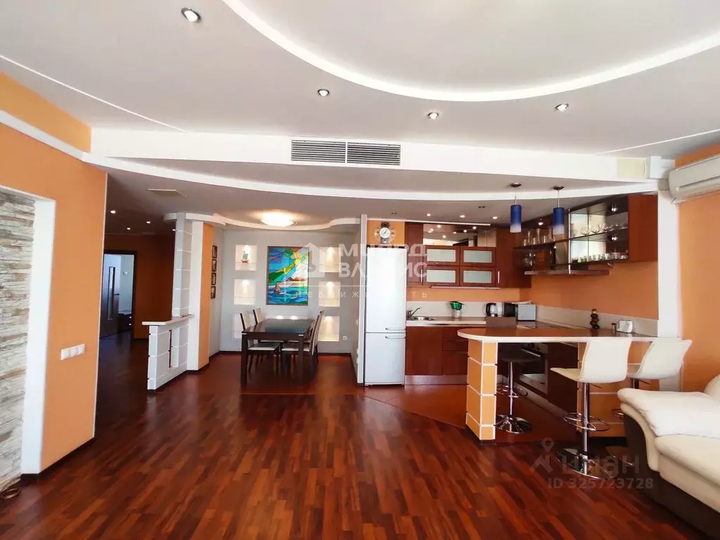 4-к кв. Омская область, Омск наб. Иртышская, 11к1 (133.6 м) - Фото 1