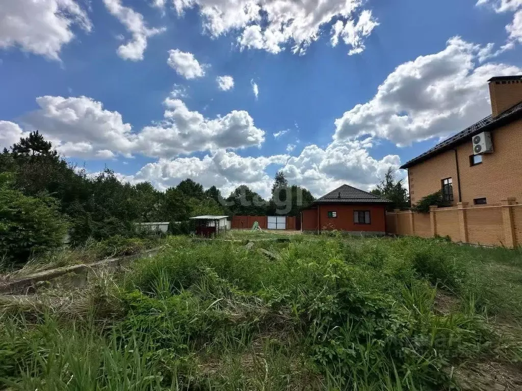 Участок в Адыгея, Тахтамукайский район, Яблоновский пгт ул. Хаткова ... - Фото 0