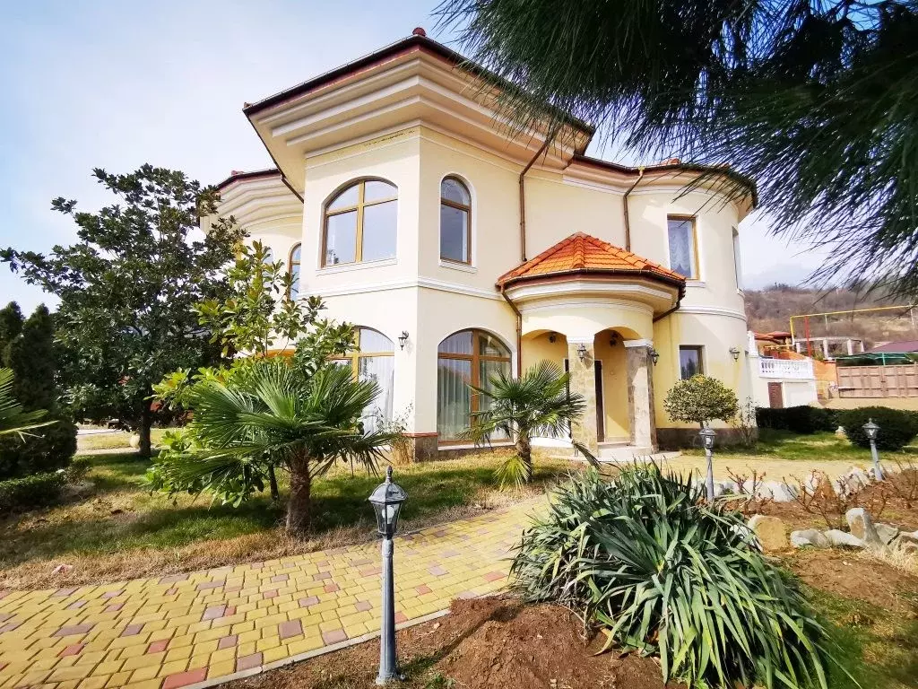 Дом в Крым, Алушта муниципальный округ, с. Малый Маяк ул. ... - Фото 1