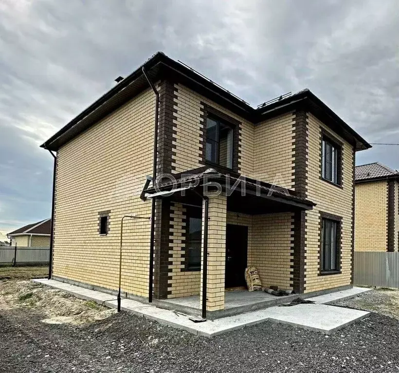 Дом в Тюменская область, Тюмень проезд Ялтинский (130 м) - Фото 1