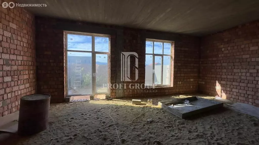 Дом в Каспийск, 20-я линия, 27 (200 м) - Фото 2