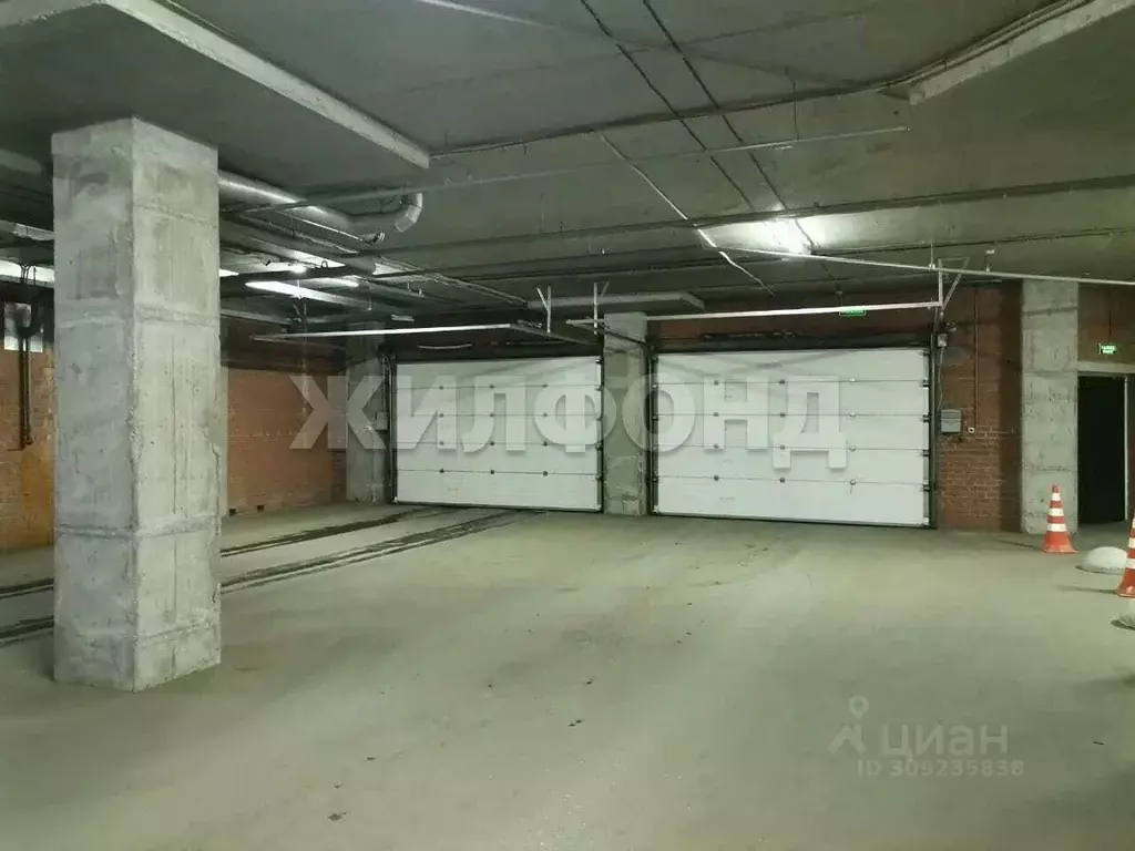 Гараж в Новосибирская область, Новосибирск ул. Шевченко, 19/1 (14 м) - Фото 1