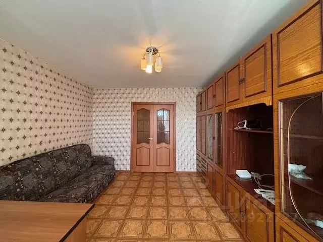3-к кв. Тюменская область, Тюмень ул. Мориса Тореза, 2 (58.0 м) - Фото 0