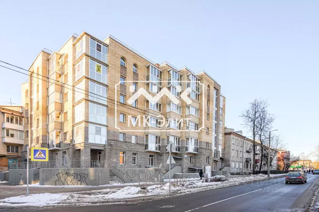 5-к кв. Ленинградская область, Гатчина ул. Киргетова, 26/5 (109.9 м) - Фото 0