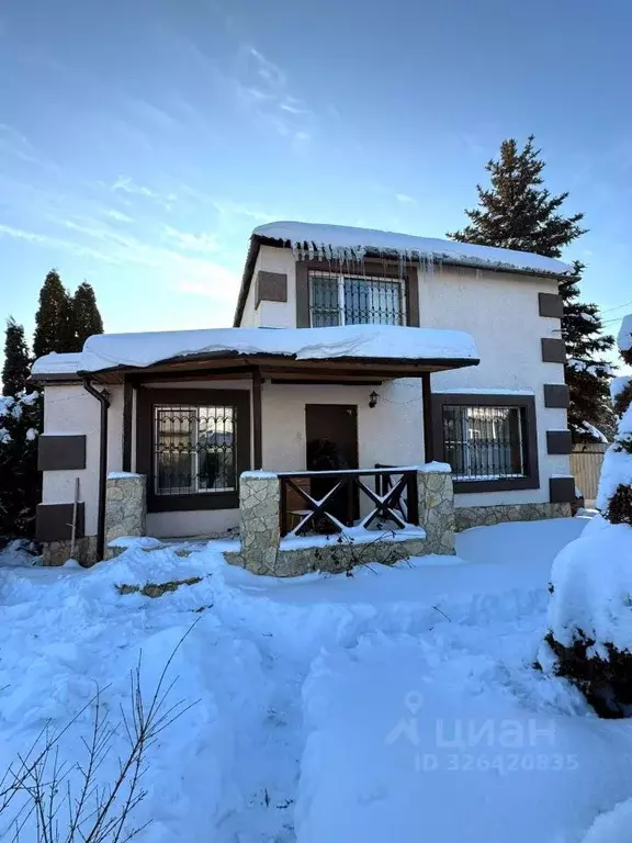 Дом в Саратовская область, Энгельсский район, Красноярское ... - Фото 1