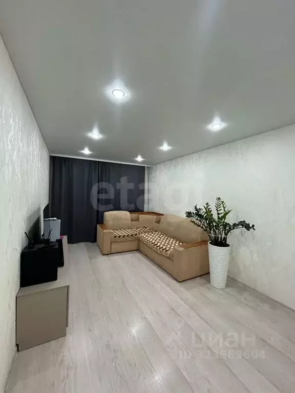 2-к кв. Вологодская область, Вологда 1-й ГПЗ-23 мкр, 16 (44.3 м) - Фото 1