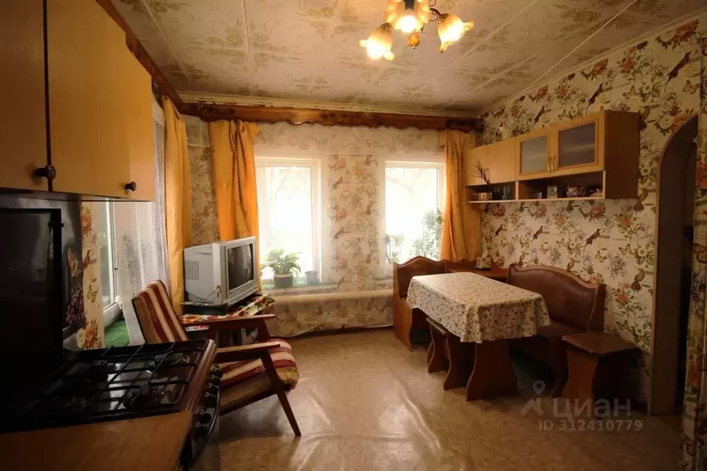 2-к кв. Вологодская область, Великий Устюг Красноармейская ул., 62 ... - Фото 1