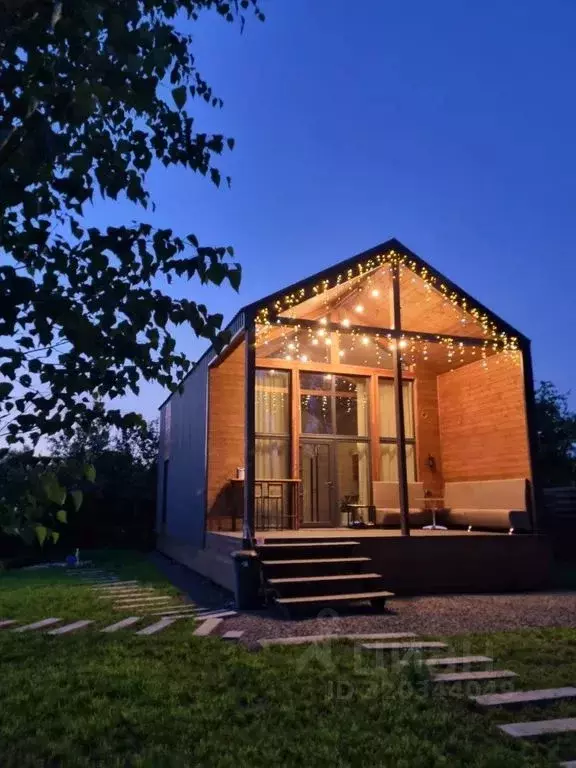 Дом в Воронежская область, Семилукский район, Губаревское с/пос, с. ... - Фото 1