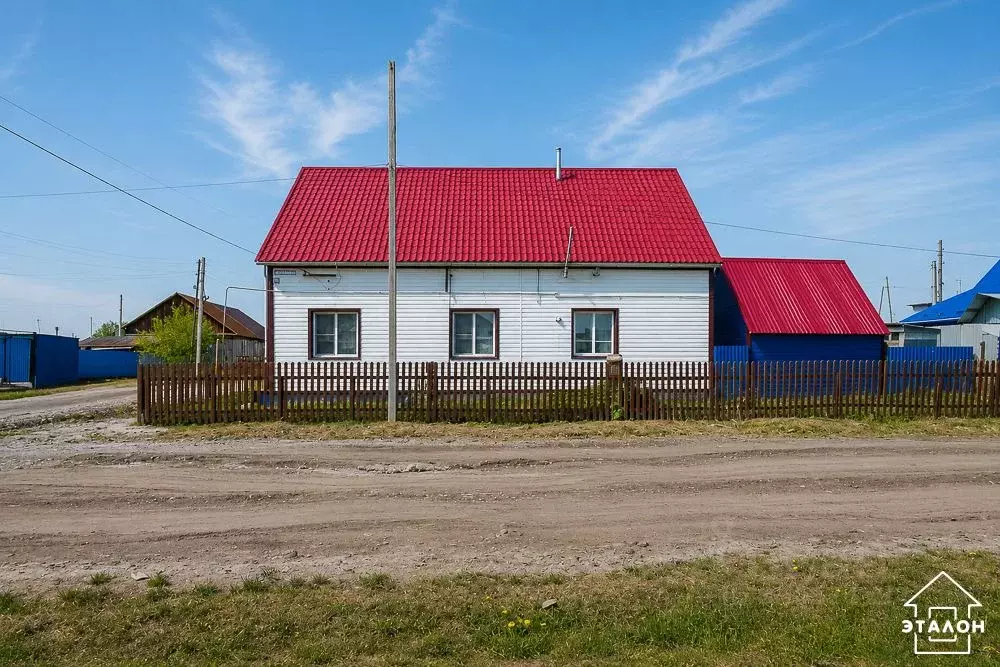 Дом в Омская область, Исилькуль ул. Свердлова, 36 (98 м) - Фото 2