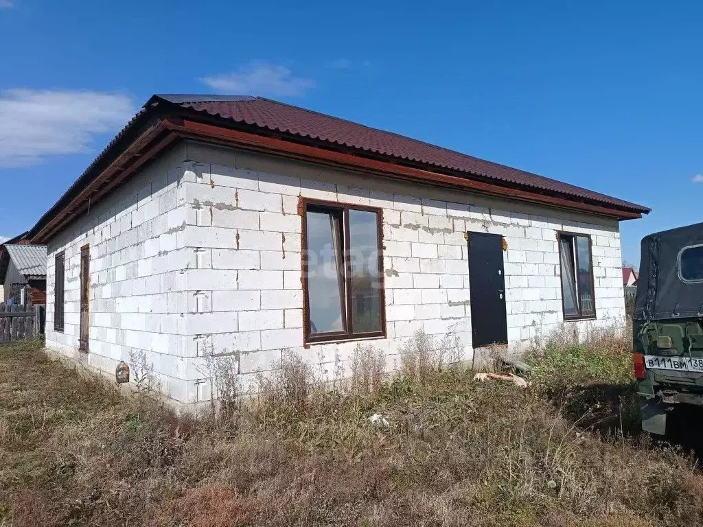 Дом в Иркутская область, Иркутский муниципальный округ, с. Хомутово ... - Фото 0