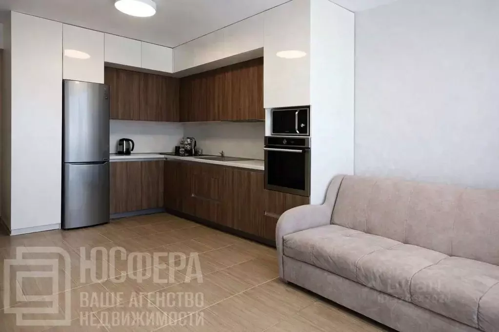 3-к кв. Волгоградская область, Волгоград ул. 8-й Воздушной Армии, 5 ... - Фото 2