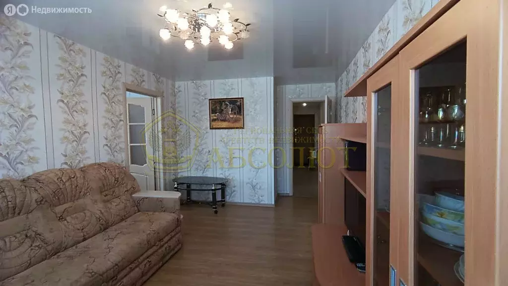 3-комнатная квартира: Дегтярск, улица Уральских Танкистов, 14 (50.6 м) - Фото 0