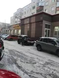 Торговая площадь в Ханты-Мансийский АО, Сургут просп. Ленина, 27 (90 ... - Фото 1