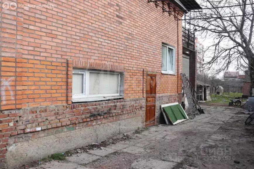 Дом в Батайск, улица Островского, 72 (248.9 м) - Фото 2