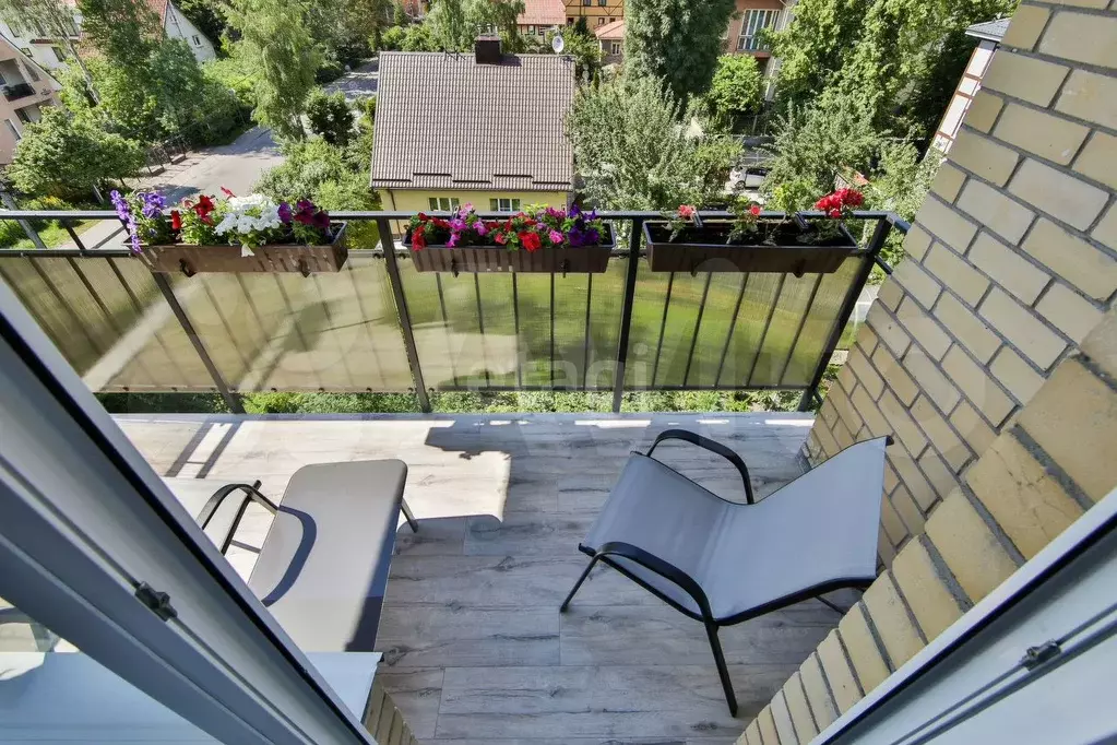 3-к. квартира, 98 м, 4/6 эт. - Фото 1