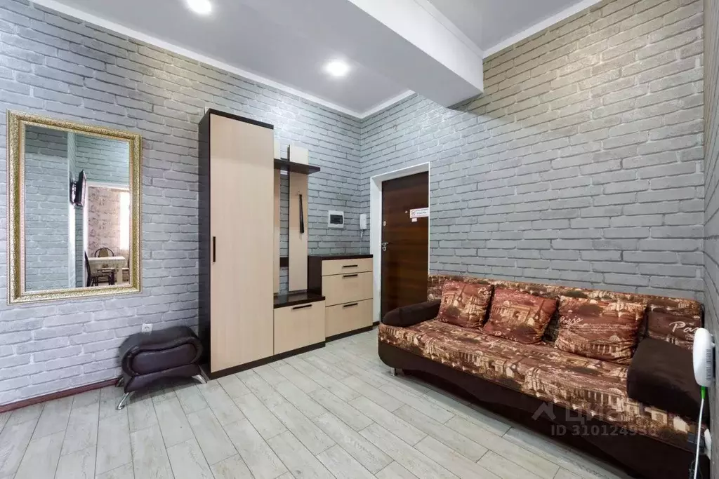 2-к кв. Ставропольский край, Пятигорск ул. Пестова, 9 (80.0 м) - Фото 1