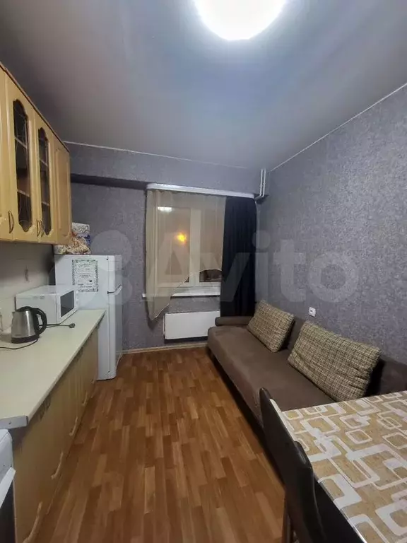 Комната 20 м в 3-к., 1/9 эт. - Фото 1