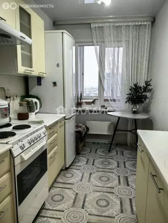 2-комнатная квартира: Иркутск, микрорайон Радужный, 32 (49 м) - Фото 1