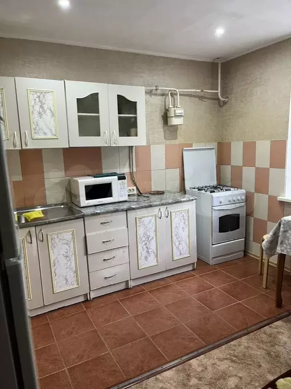 1-к. квартира, 40 м, 2/11 эт. - Фото 0