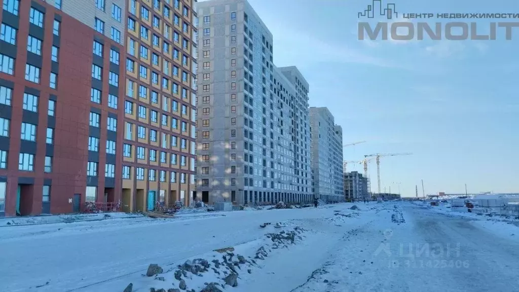 Торговая площадь в Свердловская область, Екатеринбург бул. Золотистый, ... - Фото 1