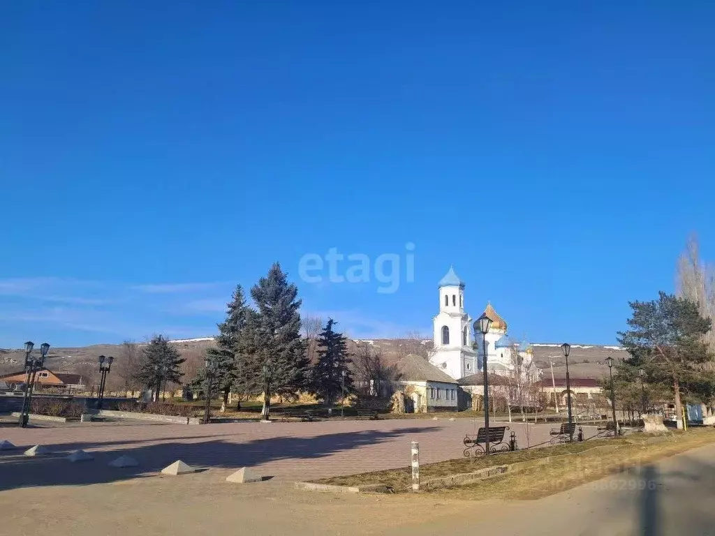 Дом в Ставропольский край, Петровский муниципальный округ, с. Донская ... - Фото 0
