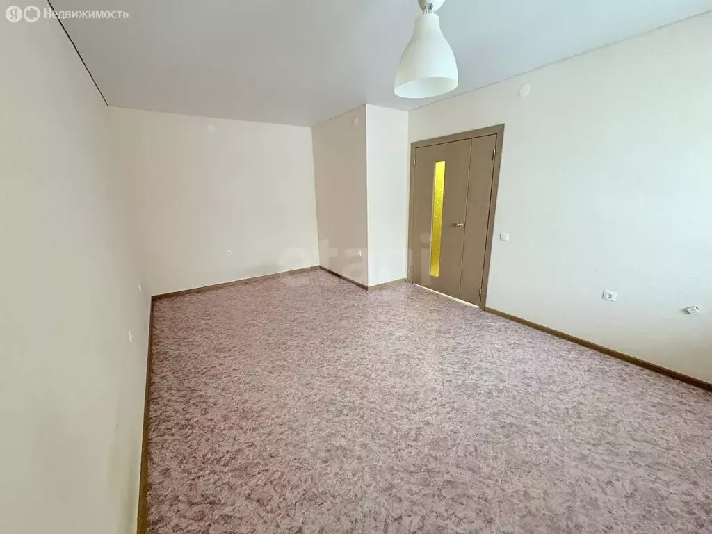 1-комнатная квартира: Казань, улица Мустая Карима, 3 (36.8 м) - Фото 2