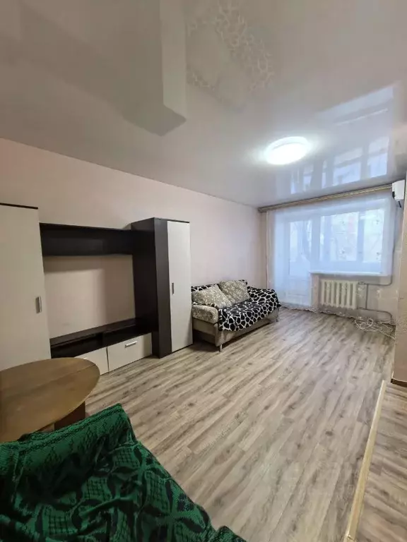 1-к кв. Хакасия, Абакан ул. Ленинского Комсомола, 13 (30.0 м) - Фото 1