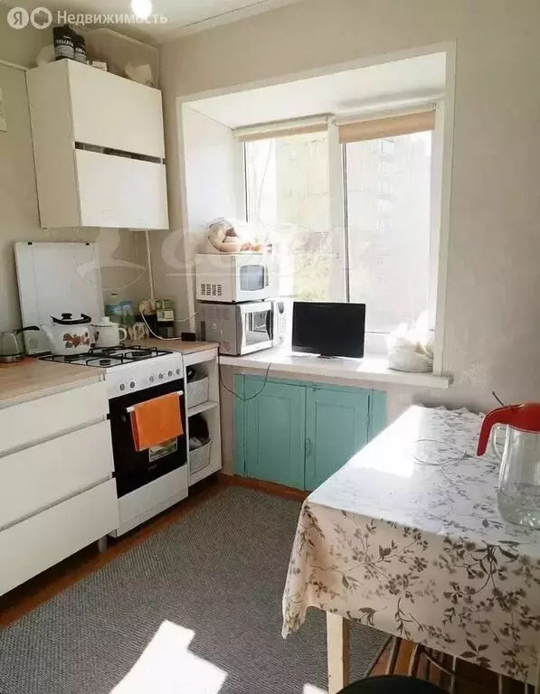 2-комнатная квартира: Тюмень, проезд Геологоразведчиков, 7 (43 м) - Фото 2