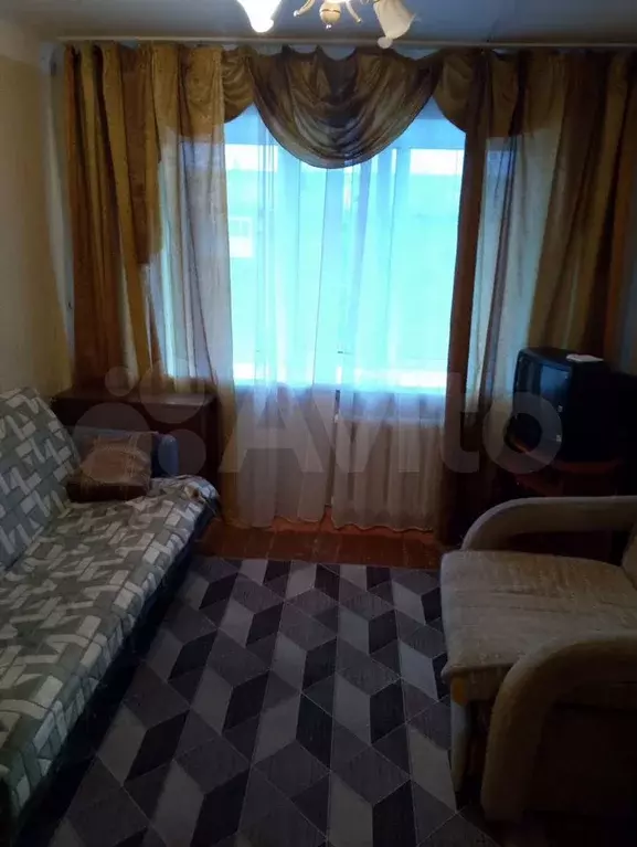 Комната 14 м в 4-к., 5/5 эт. - Фото 0