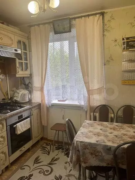 2-к. квартира, 45м, 4/4эт. - Фото 0