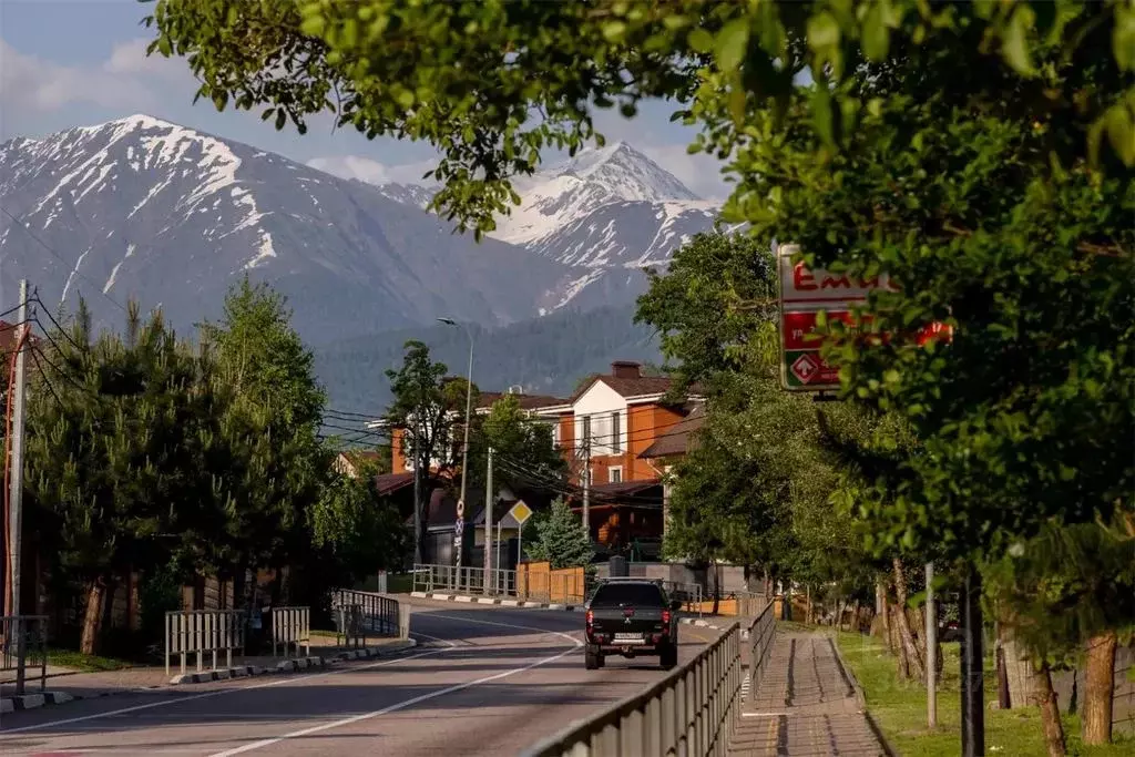 1-к кв. Краснодарский край, Сочи Красная Поляна пгт, ул. Плотинная, 2 ... - Фото 1