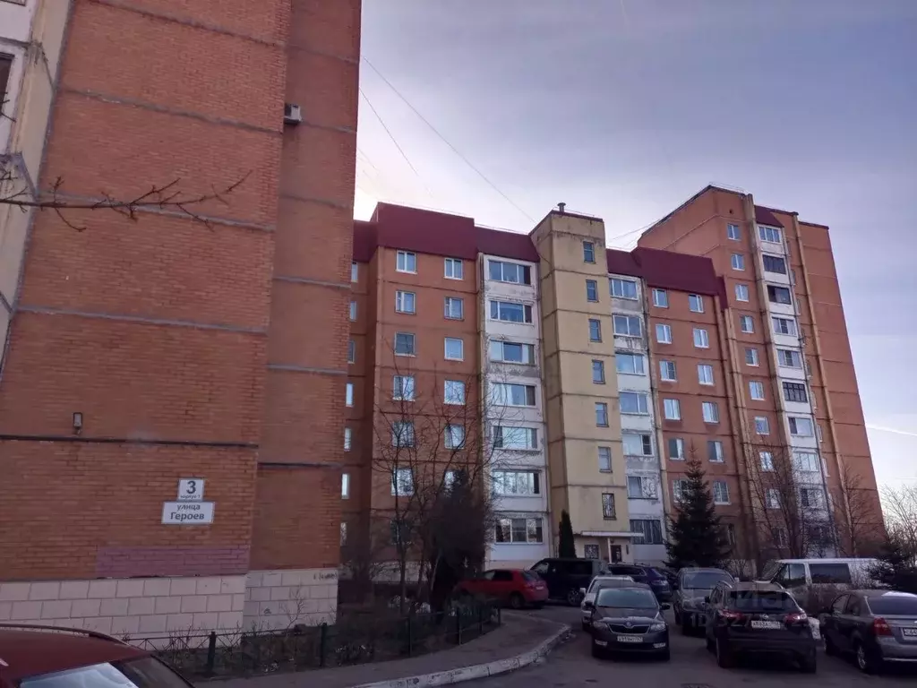 3-к кв. Ленинградская область, Всеволожск ул. Героев, 3к1 (93.5 м) - Фото 2