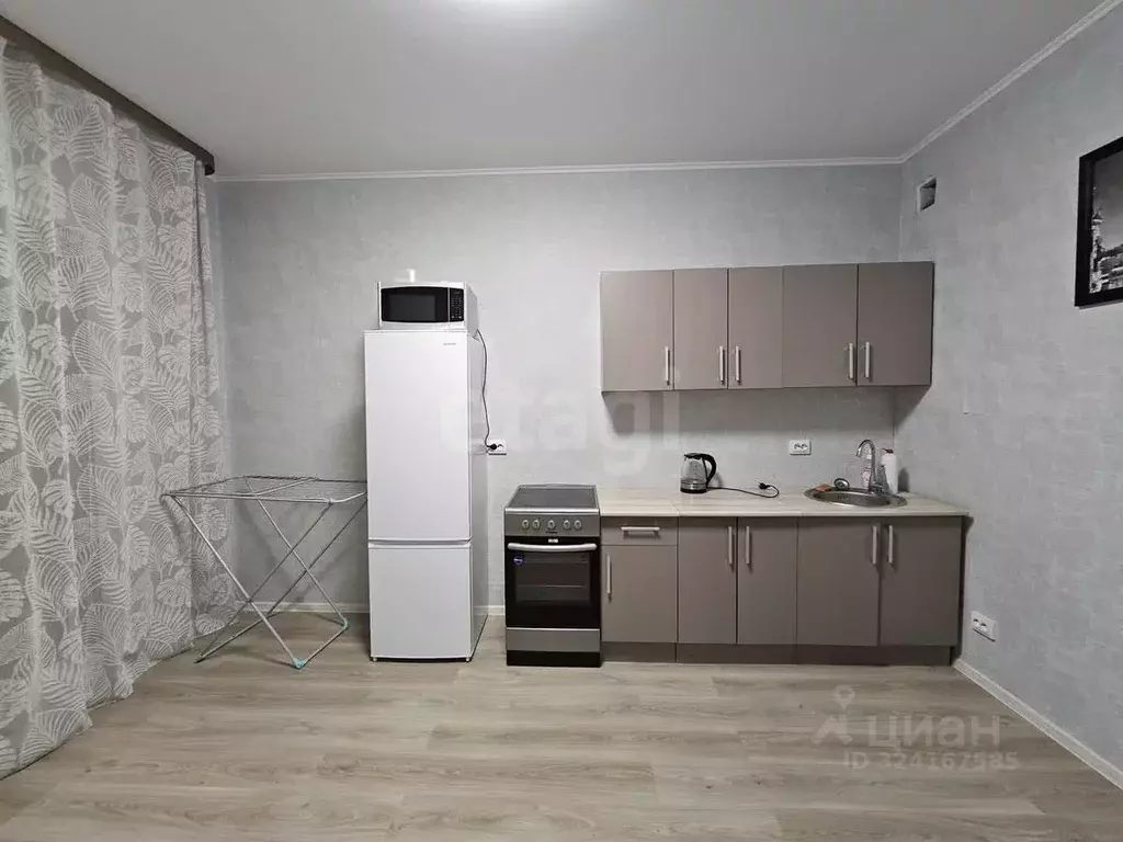 3-к кв. Ханты-Мансийский АО, Сургут ул. Рыбников, 33 (80.0 м) - Фото 1