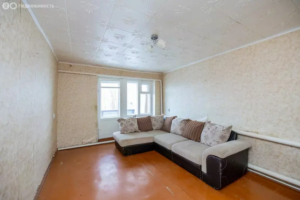 3-комнатная квартира: Саракташский район, село Чёрный Отрог, ... - Фото 2