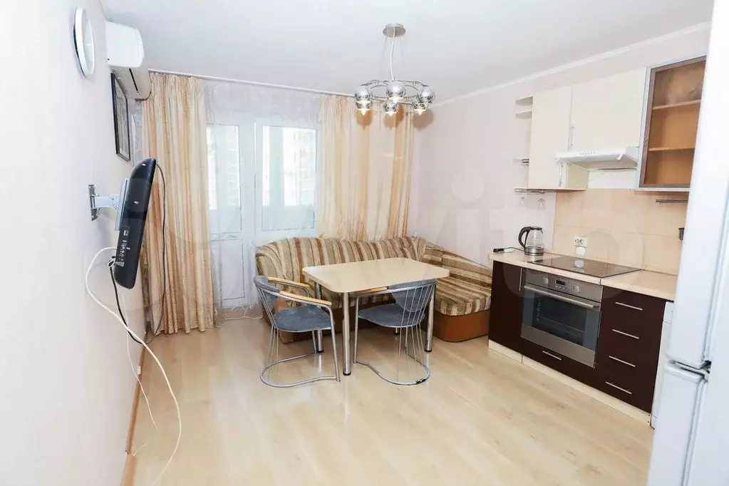 2-к. квартира, 67 м, 9/16 эт. - Фото 1