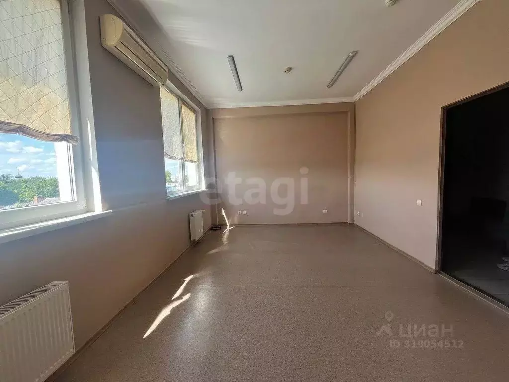 Офис в Крым, Симферополь ул. Самокиша (20 м) - Фото 2