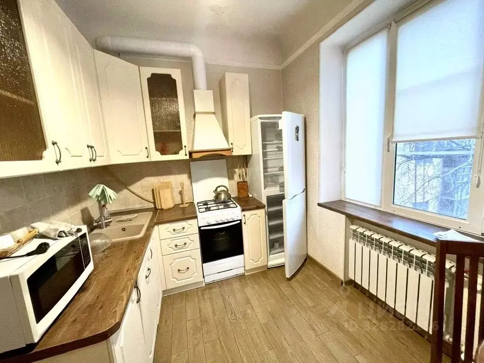 2-к кв. Волгоградская область, Волгоград ул. Канунникова, 1 (60.0 м) - Фото 2