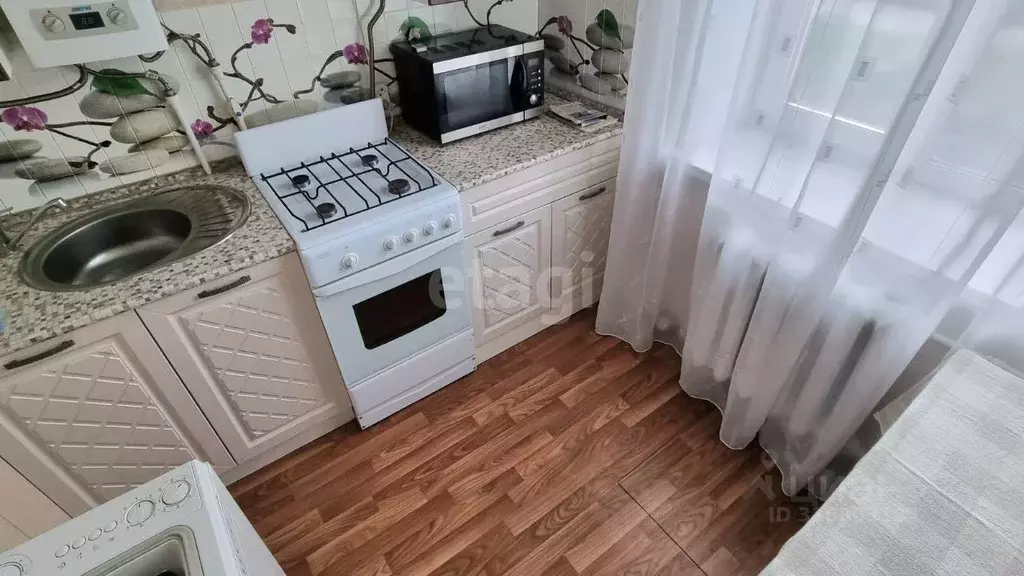 1-к кв. Тамбовская область, Тамбов Защитная ул., 27 (34.7 м) - Фото 1