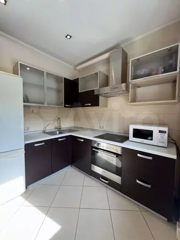 3-к. квартира, 68 м, 2/5 эт. - Фото 1